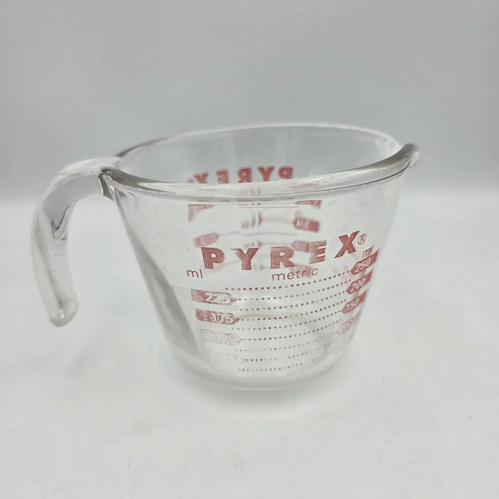 Vintage PYREX 1 Cup 8oz Measuring Cup Glass Red Lettering Made in USA Corning #2